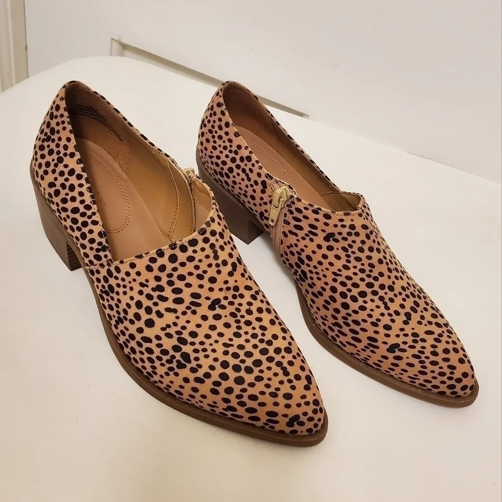 NWOB Maurices Amanda Leopard Stitch Low Side Shootie Size 8.5